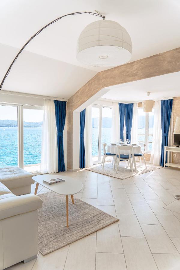 Seafront Apartments Tivat Buitenkant foto