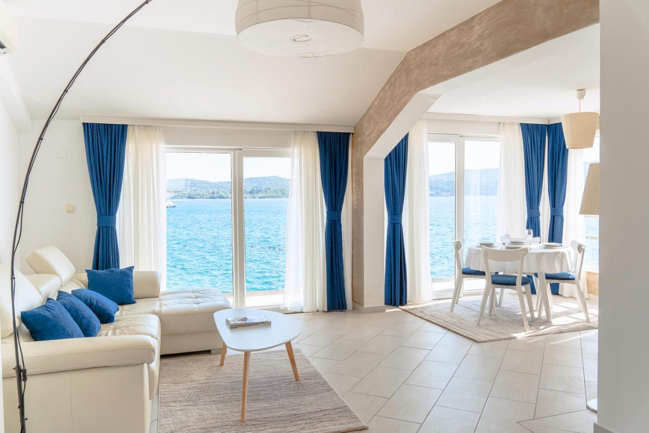 Seafront Apartments Tivat Buitenkant foto